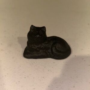 Antique Cracker Barrel Cast Iron Cat Figurine